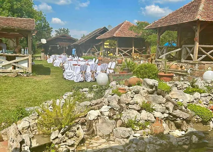 Etno Selo Smederevo Pepe- Serbia Апартаменты Landol