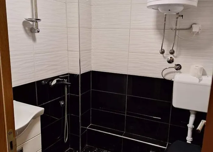 Etno Selo Smederevo Pepe- Serbia * Landol